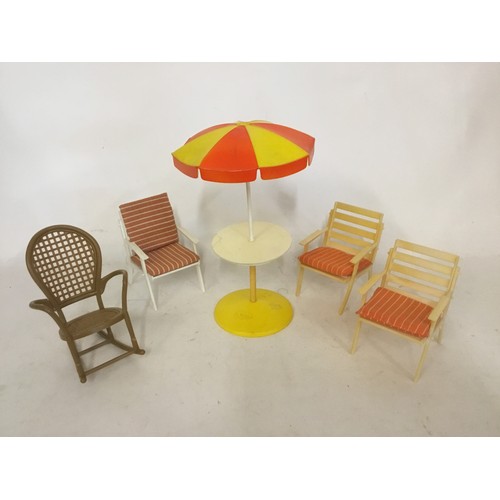 1215 - A Vintage Pedigree Sindy's Garden Furniture Set to include a Parasol, three Deck Chairs with Cushion... 