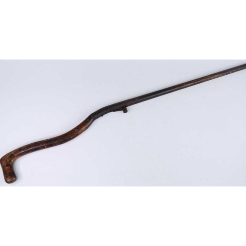 585 - A Walking stick gun, probably 1830s. Has “Day’s Patent” stamped on it, with “JR” beneath, “15” on on... 