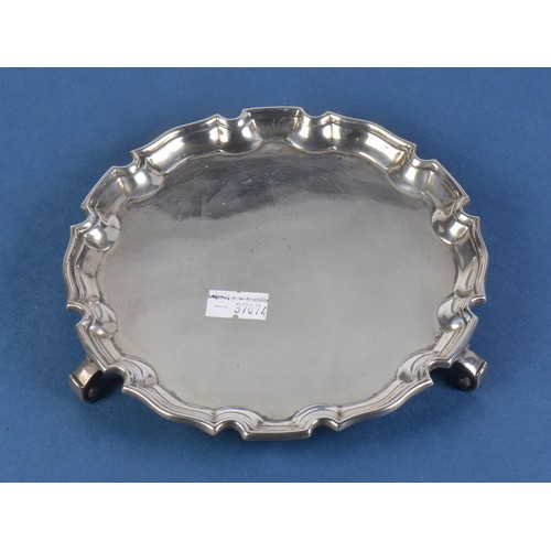 24 - A Northern Goldsmiths Company Circular Silver Waiter. Weighing: 135 Grams.