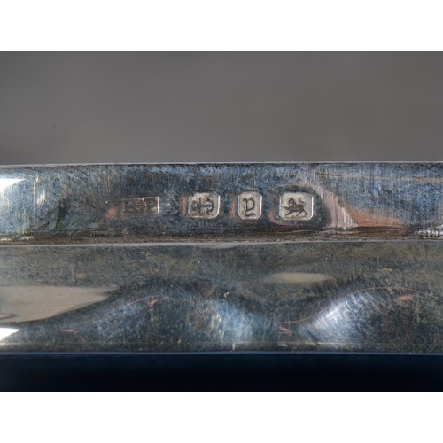 56 - A Victorian Silver engraved & shaped Snuff Box. Birmingham Y. Weighing: 84 grams.