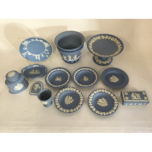 661 - A Collection of Vintage Wedgwood to include 1970s, 1980s & 1990s Cake Stand, Trinket Box, Egg Cup, P... 