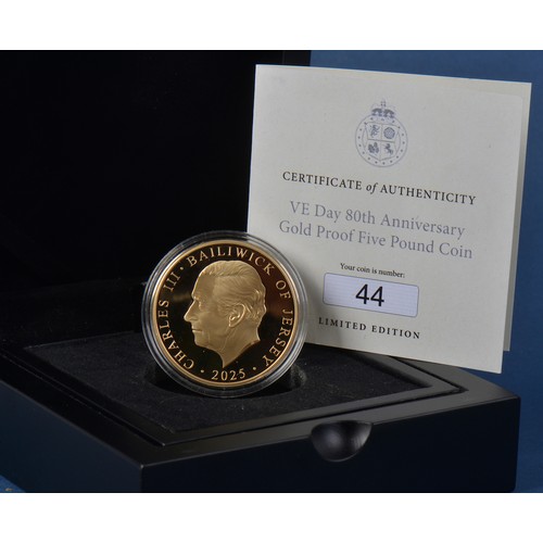 365 - A Scarce 2025 22ct Gold 