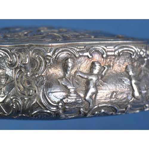 52 - A Dutch Silver Repousse & embossed Classical Scene decorated Snuff Box with a Gilt interior. Maker: ... 