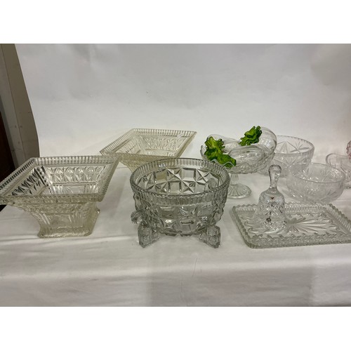 719 - A Quantity of Cut Glass to include Bowls, Dishes, Vases, etc.