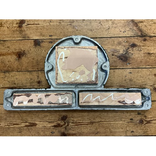 750 - A Cast White Metal 