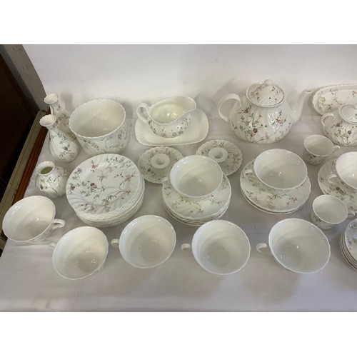 939 - A Large Wedgwood Tea Set in the 