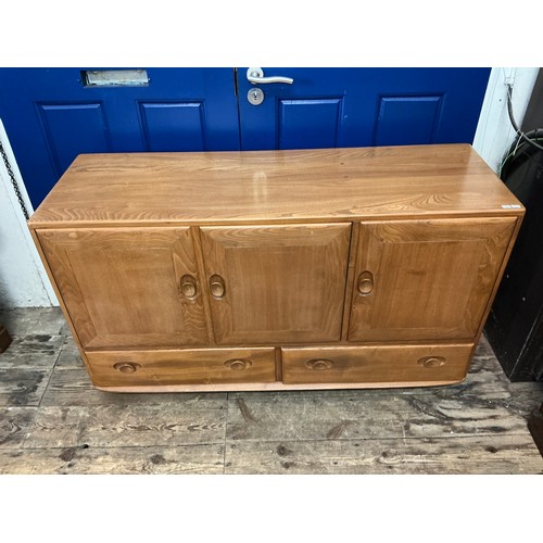 Lot 636       
