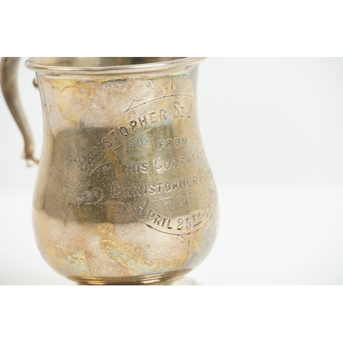 43 - A silver Edwardian christening cup by the Barker Brothers. Hallmarked Birmingham 1905. Weight 124.9g... 