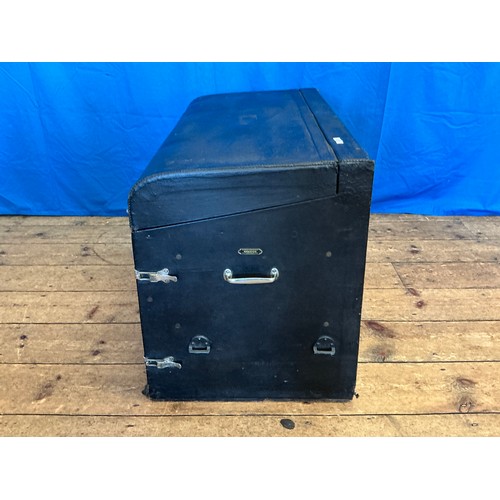 562 - A 1930s 