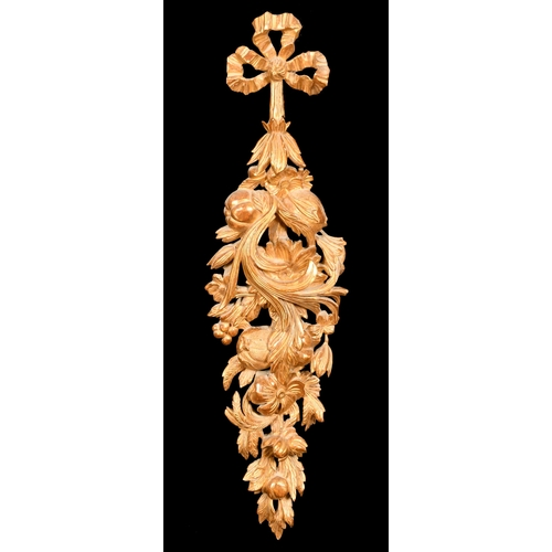 542 - 20th Century English School. A Carved Giltwood Hanging, overall 38.5