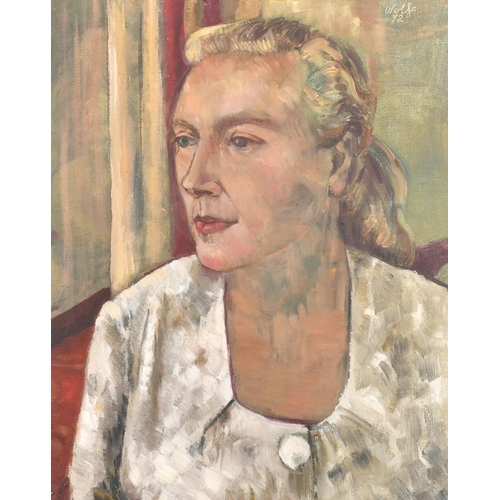 260 - Edward Wolfe (1897-1982) British. Bust Portrait of a Lady, Signed and dated '72, 20