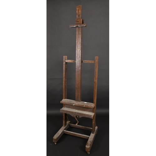 495 - 19th Century English School. A Mechanical Easel, with winding handle, 77.5