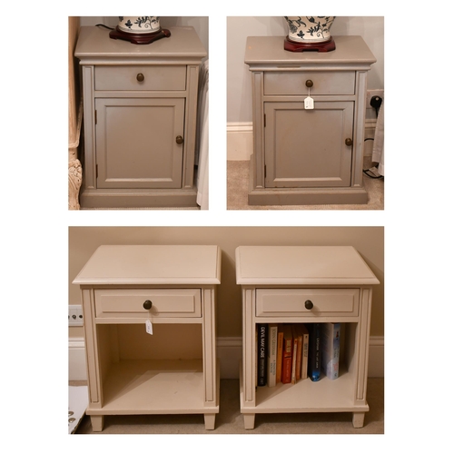 520 - Two pairs of painted bedside cabinets (4)