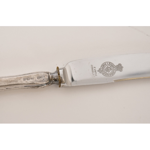 304 - A Cased Set of Six Tea Knives, with silver handles, maker Lathan & Owen, Sheffield 1956, cased, (two... 