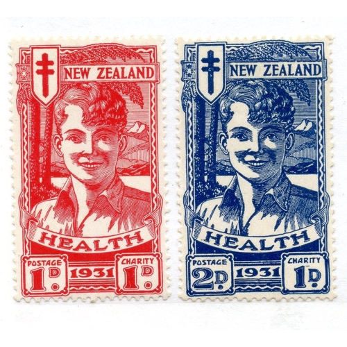 710 - NEW ZEALAND 1931 Smiling Boys set mint.  SG 546 - 7.  Cat £150.