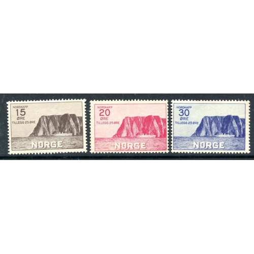 727 - NORWAY 1930 Tourist Association Fund set mint. SG 223 - 5. Cat £160.