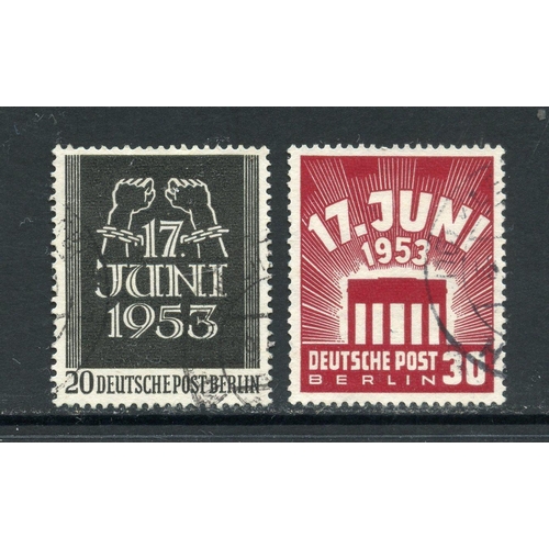 Lot 393       