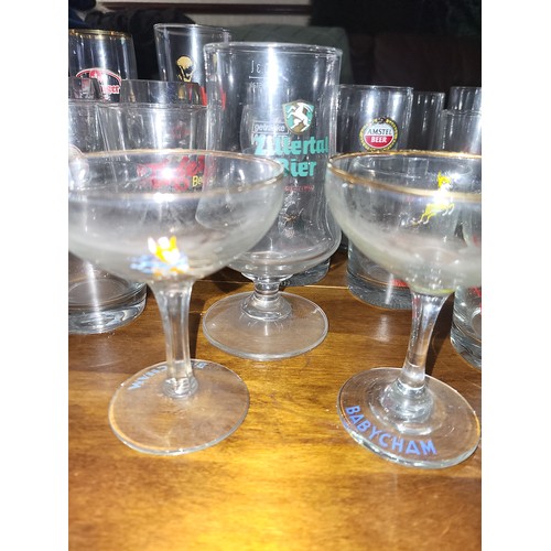 391 - VINTAGE PUB GLASSES X 32
BOX 3