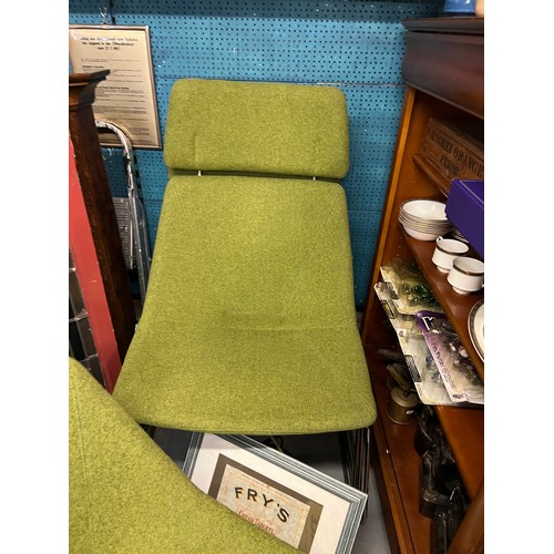 545 - ELITE ESCAPE GREEN LOUNGER/OFFICE CHAIRS X 4