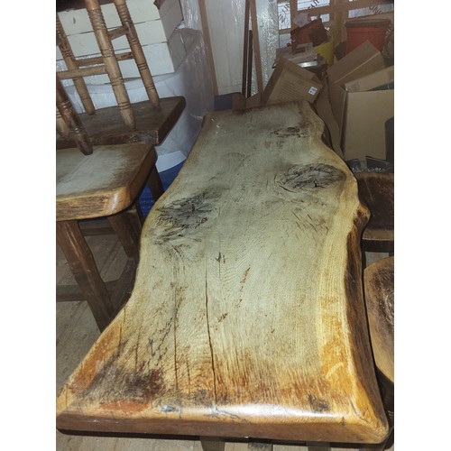 572 - LIVING EDGE TABLE AND 2 STOOLS
120CM WIDE 78CM HIGH
REALLY STUNNING SOLID ITEM
PLEASE NOTE THIS ITEM... 