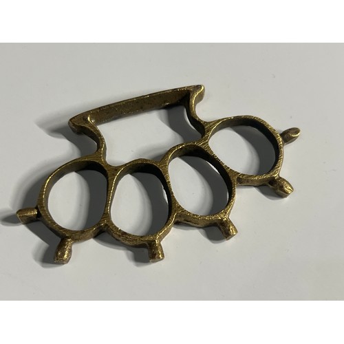 436B - vintage ladies brass knuckle dusters
no cracks or splits.