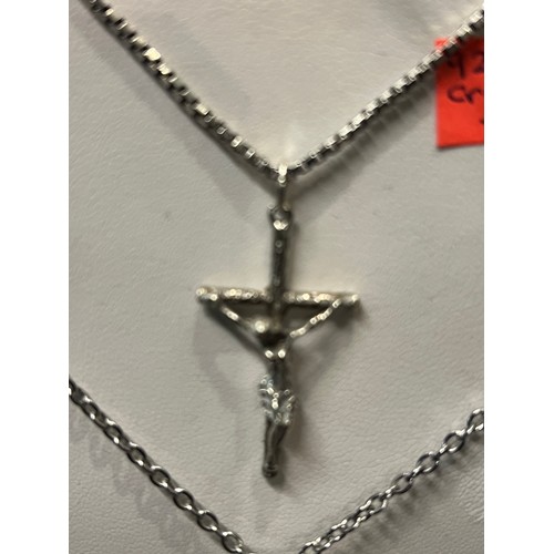 414 - .925 silver crucifix and chain