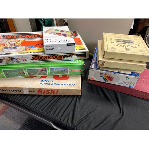 480 - vintage board games