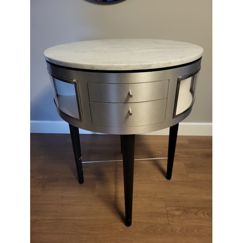 564 - lOREAL DISPLAY TABLE
96CM HIGH 74CM WIDE
PLEASE NOTE THIS ITEM IS LOCATED AT THE REUNION BAR, LOFTUS... 