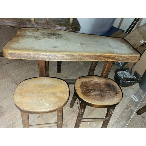 571 - LIVING EDGE TABLE AND 2 STOOLS
115CM WIDE 78CM HIGH
REALLY STUNNING SOLID ITEM
PLEASE NOTE THIS ITEM... 