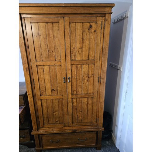 76 - Rustic  2 door 2 drawer wardrobe

collection of this item is from 
cunningham close
ts12 2fh