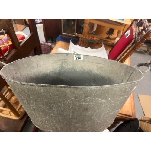 136 - quality vintage galvanised bath