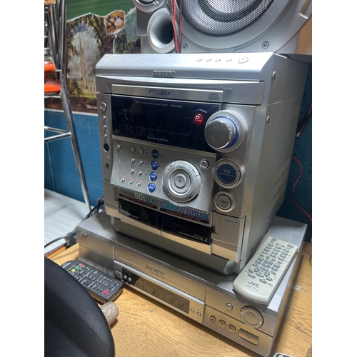 377 - Samsung  HiFi and JVC video