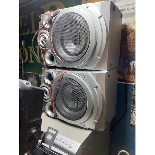 377 - Samsung  HiFi and JVC video