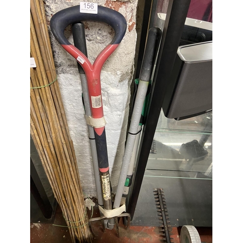 156 - 3 GARDEN TOOLS