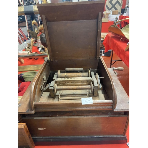 252 - VINTAGE WOODEN PRINTER