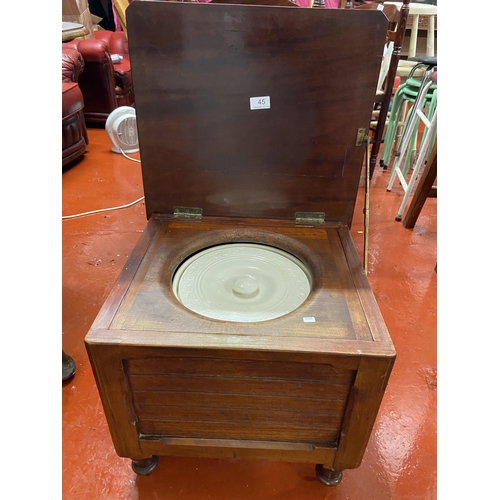 45 - VINTAGE COMMODE WITH PORCELAIN LIDDED POTTY