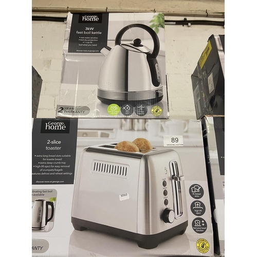 89 - BOXED SILVER COLOURED TOASTER & BOXED SILVER COLOURED KETTLE (AS NEW) (A/F)