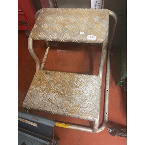159 - SMALL ALUMINIUM LADDER