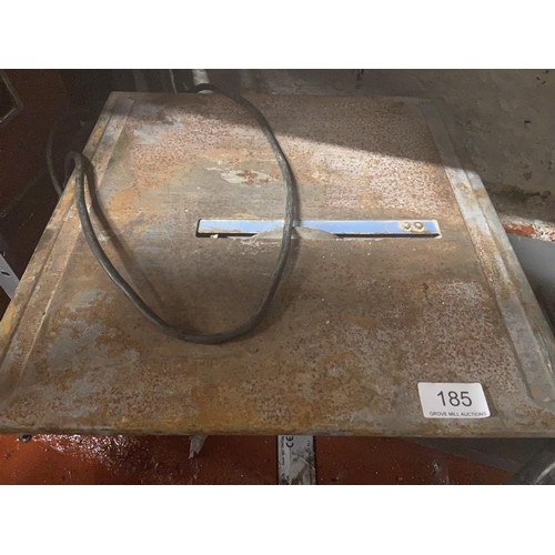 Lot 185       