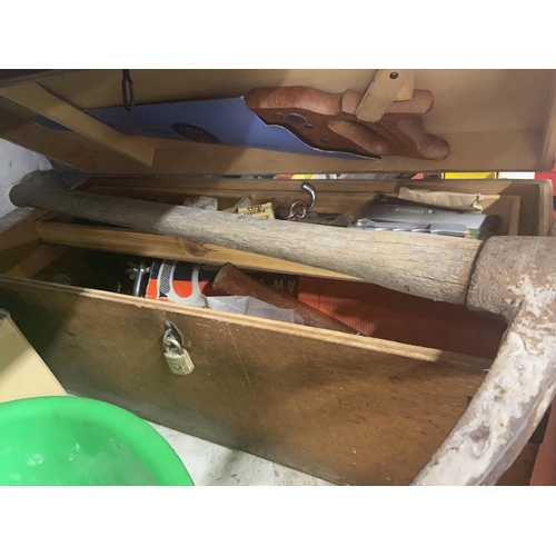 Lot 208       