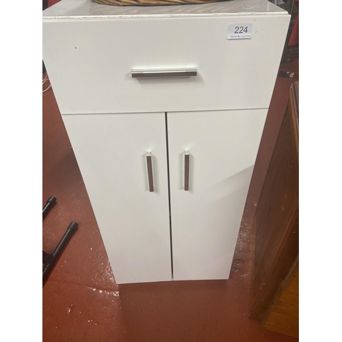Lot 224       