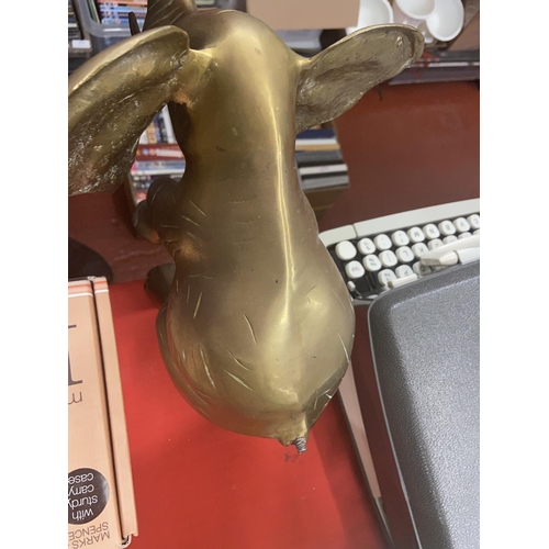 371 - BRASS 'SITTING ELEPHANT' FIGURE
