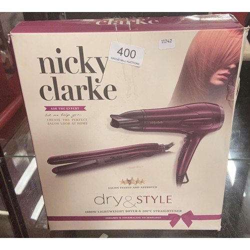 400 - BOXED NICKY CLARKE DRY & STYLE DRYER & STRAIGHTNER(A/F)
