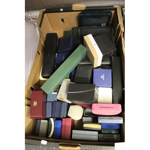 138 - BOX OF JEWELLERY DISPLAY BOXES (#40)