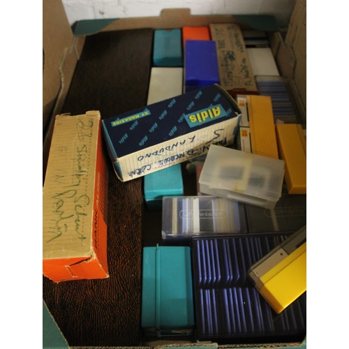 155 - BOX OF SLIDES (FAMILY HOLIDAY)