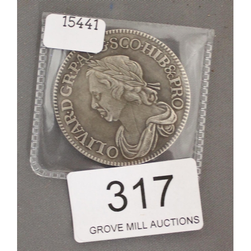 317 - 1658 OLIVER CROMWELL CROWN (RESTRIKE)