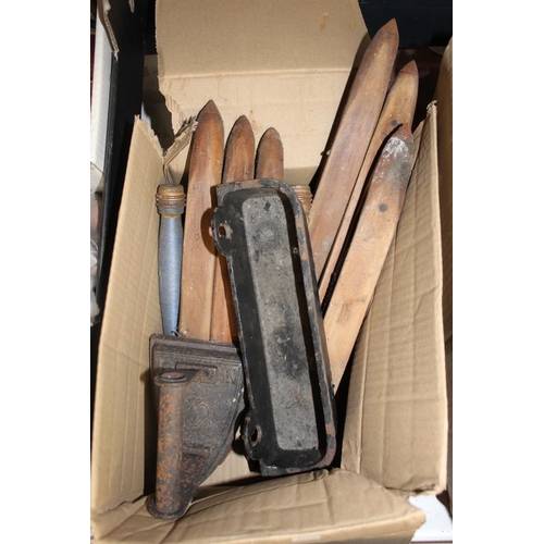 29 - BOX INCL VINTAGE LOOMS & CAST IRON FLAT IRON