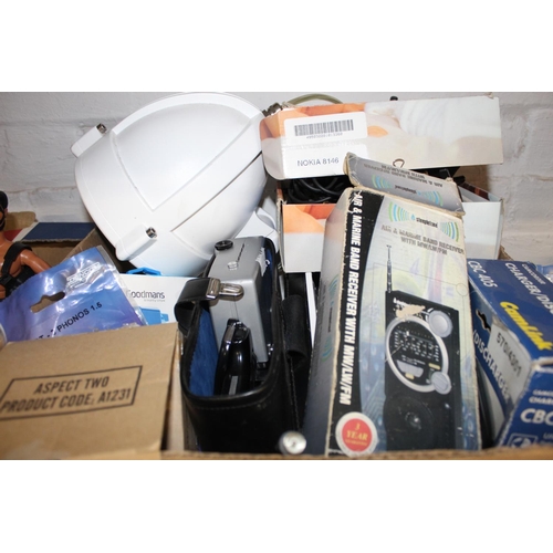 41 - BOX OF MIXED ITEMS INCL ELECTRICALS (A/F)