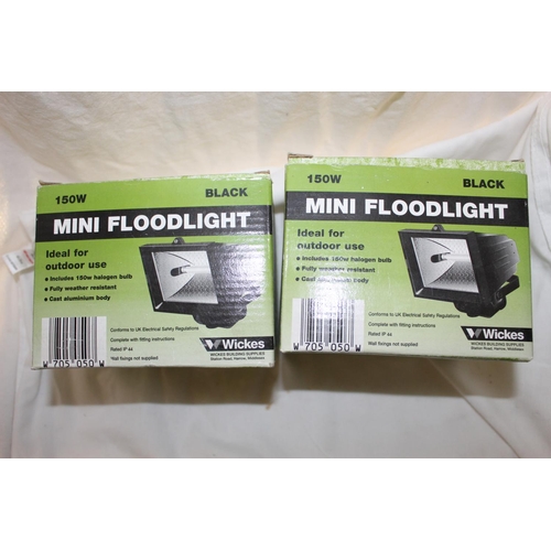 96A - 2 BOXED WICKES 150W MINI FLOODLIGHT(NEW UNOPENED)