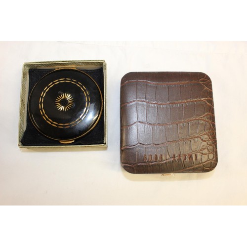 157 - BOBBI BROWN MIRROR BOX, BOOTS BLUE ENAMEL COMPACT & BLACK & GOLD STRATTON COMPACT